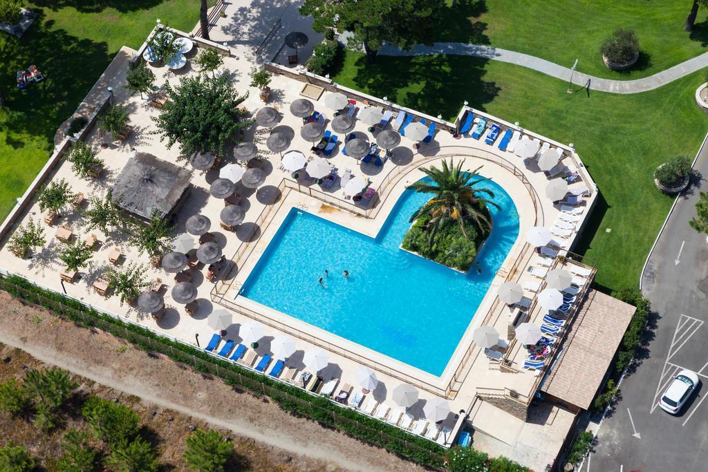 Hotel La Lagune Лучиана Екстериор снимка