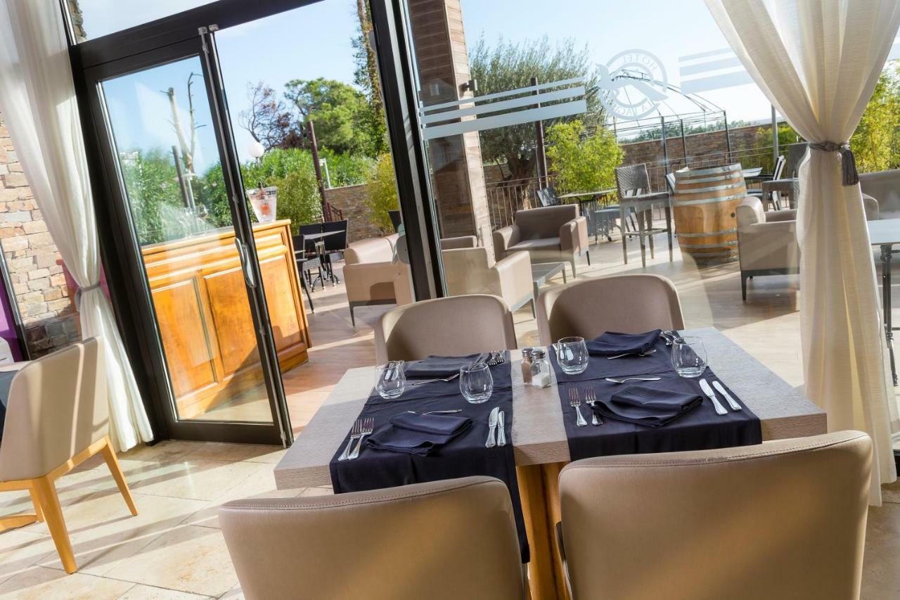 Hotel La Lagune Лучиана Екстериор снимка
